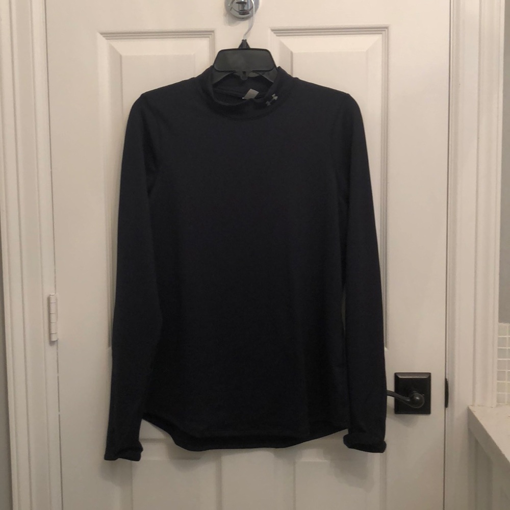 Under armor cool gear dry fit top